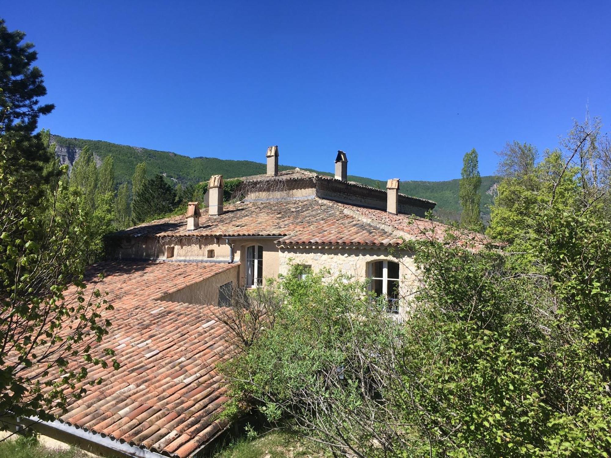 Le Moulin De La Viorne, Gite Avec Piscine Au Coeur De La Nature En Haute-Provence Les Omergues Εξωτερικό φωτογραφία