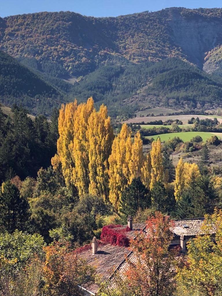 Le Moulin De La Viorne, Gite Avec Piscine Au Coeur De La Nature En Haute-Provence Les Omergues Εξωτερικό φωτογραφία